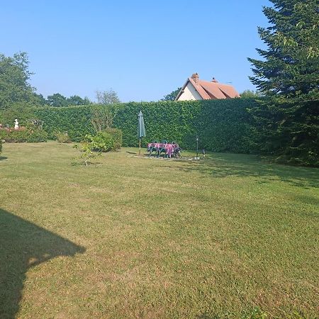 Chalet & Spa Sur La Cote Fleurie آوبيرفيل المظهر الخارجي الصورة